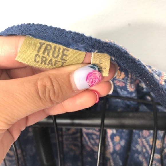 True Craft Floral/Ruffle Sheer Top size Large - Picture 4 of 5